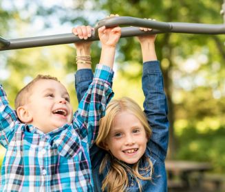 Logo von Aktiv-Spielplatz am Achterwasser