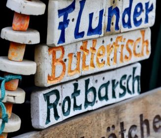 Schild vom Fischangebot